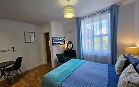 Central Chambers Suites - Suite 5